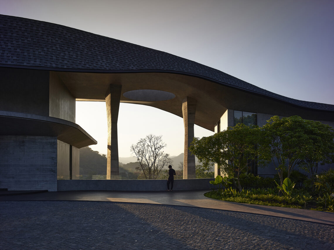 House in Contours - World Buildings Directory | Architecture Search Engine