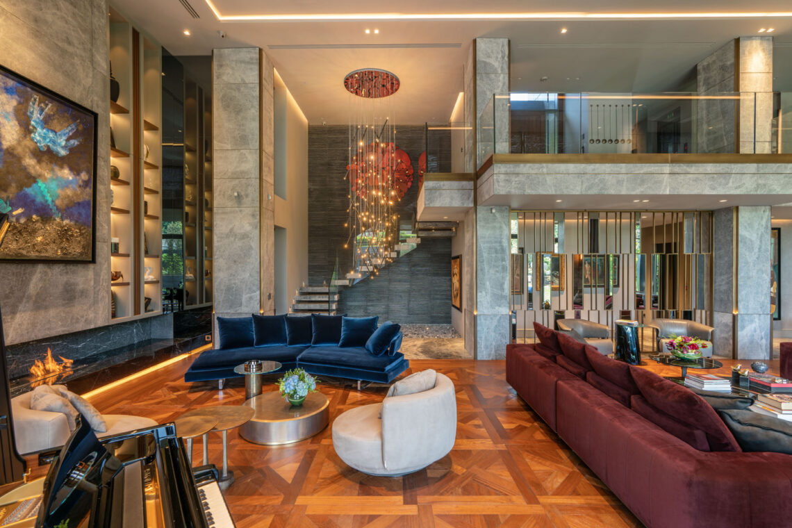 Art and Car Collector House - World Buildings Directory | Architecture ...