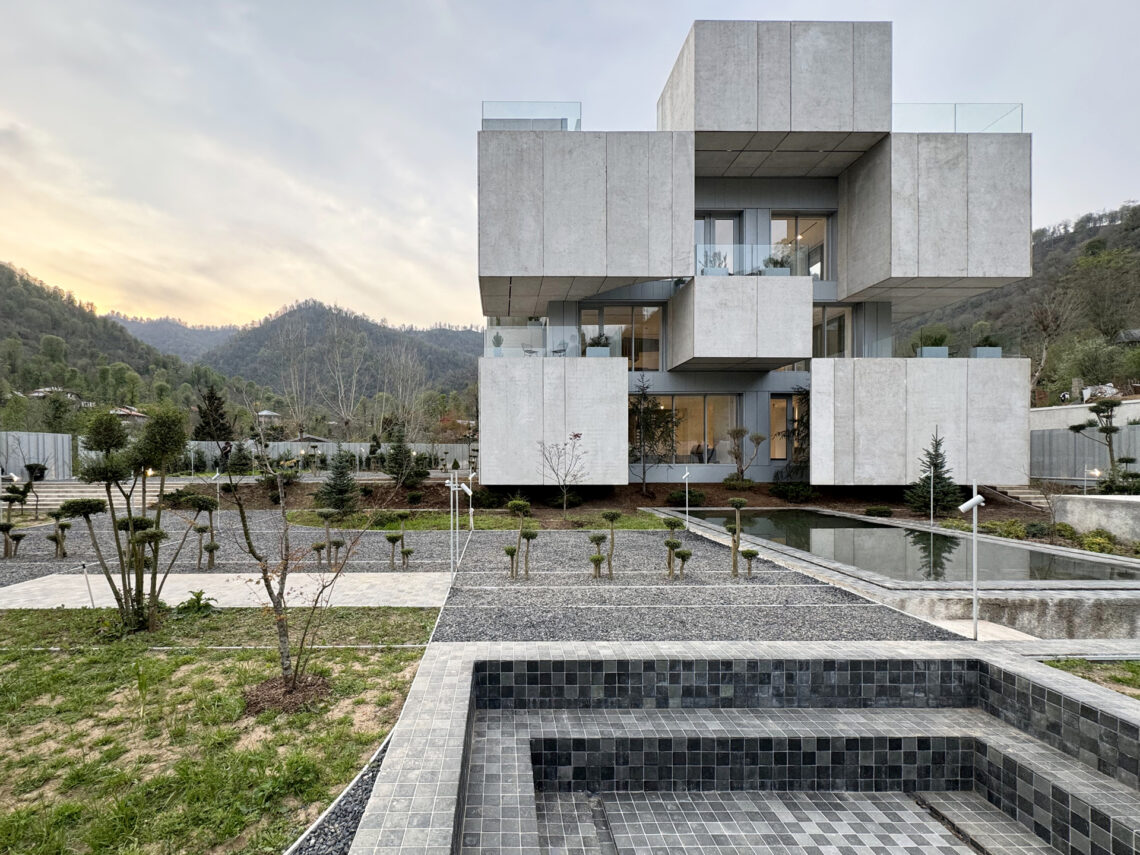 Two Side House Double-Sided House - World Buildings Directory | Architecture Search Engine