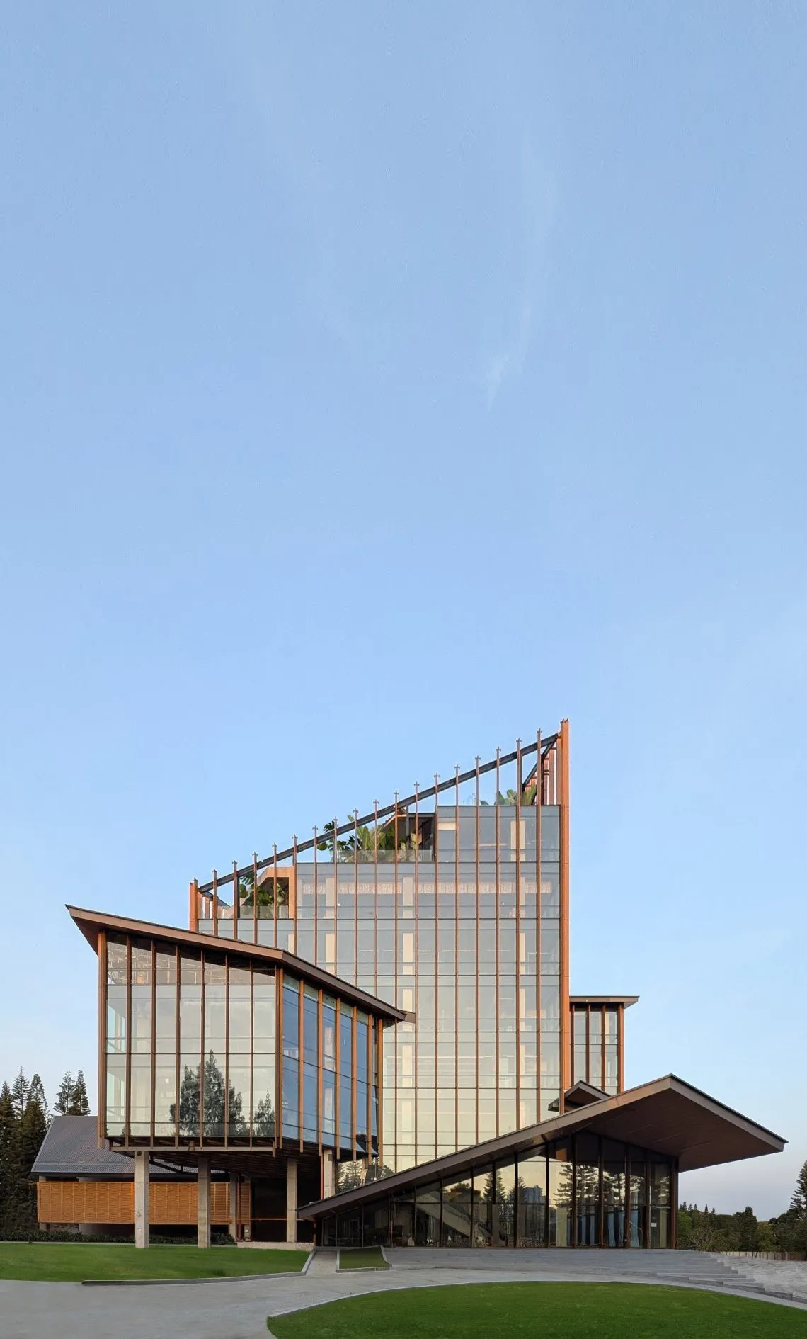 Tagaytay City Hall - World Buildings Directory | Architecture Search Engine